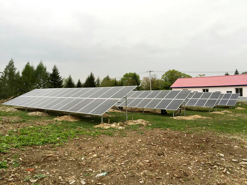 吉林省臨江市ソーラーエナジー貧困救助—鬧枝鎮(zhèn)中學50KW