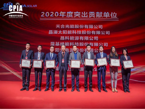 全體看過(guò)來(lái)！謝謝，謝謝！謝謝~